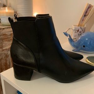 Lulu’s black leather chelsea booties